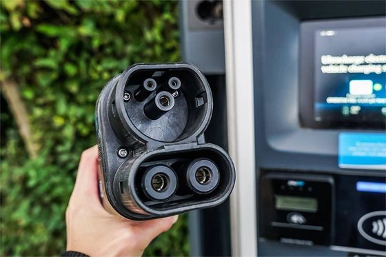 60KW Home DC EV Charger CCS / CHAdeMO Type2 Charging Connector